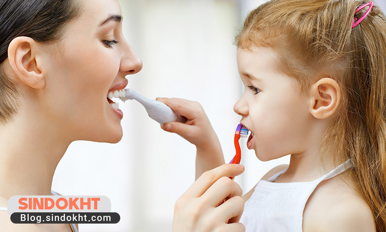 بهداشت دهان و دندان مادر و دختر